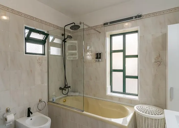 Апартаменты Guestready - Restful Getaway In Madeira Estreito Da Calheta